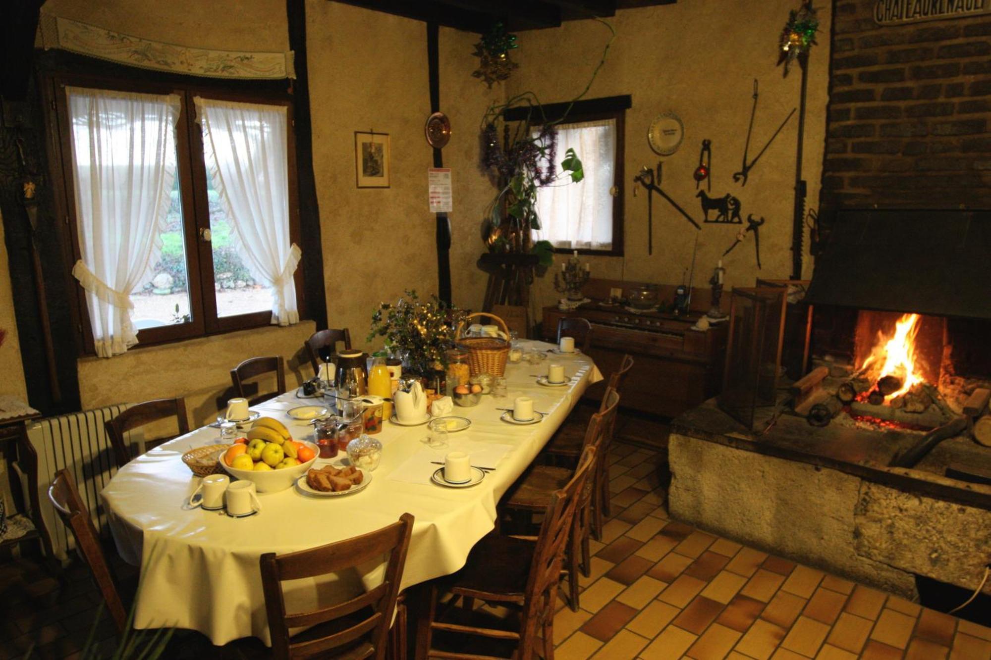 Bed and Breakfast La Marechalerie Monthodon Zewnętrze zdjęcie
